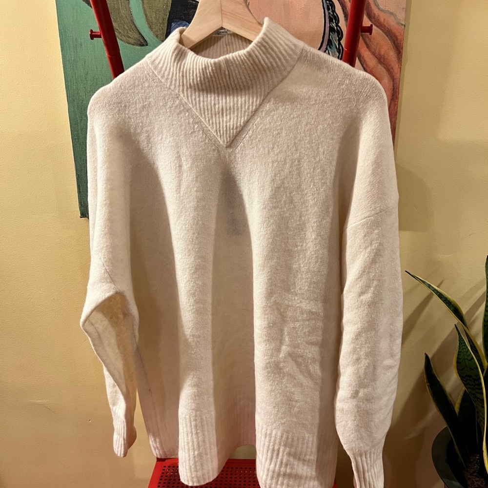 NWT Everlane Cloud Sweater in Cream